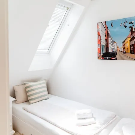 Apartment Hafenblick- Direkt Am Wasser Ein Schoenes Im Herzen Der Altstadt Mit Parkplatz
