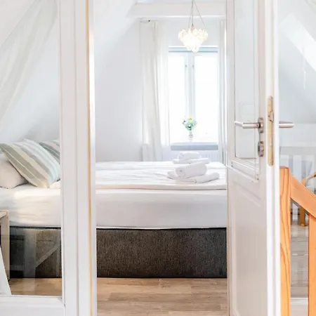 Hafenblick- Direkt Am Wasser Ein Schönes Im Herzen Der Altstadt Mit Parkplatz